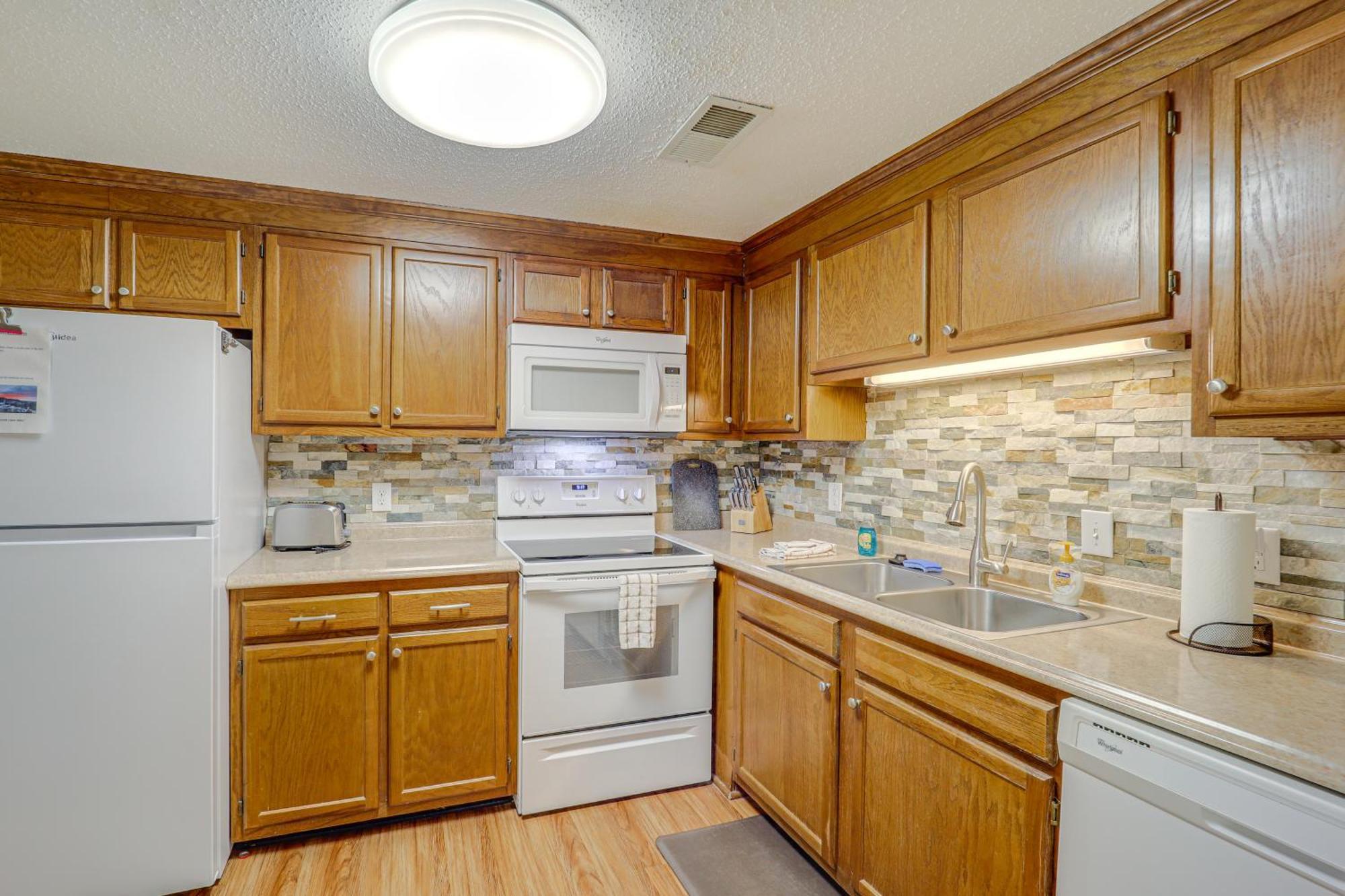 Sugar Top Resort Condo With Indoor Pool 3 Mi To Ski Sugar Mountain Luaran gambar